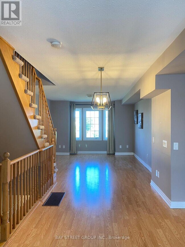 Photo - 9996 McCowan Rd