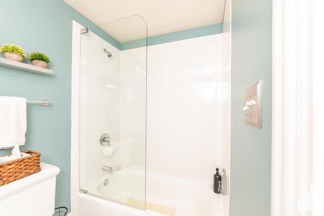 Photo - 2 bedroom in Chicago IL 60614 Unidad B