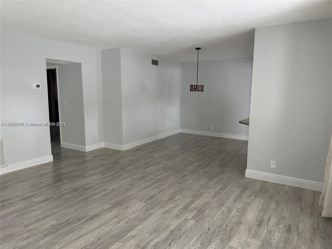 Photo - 141 NE 10th Ave Unit 18B