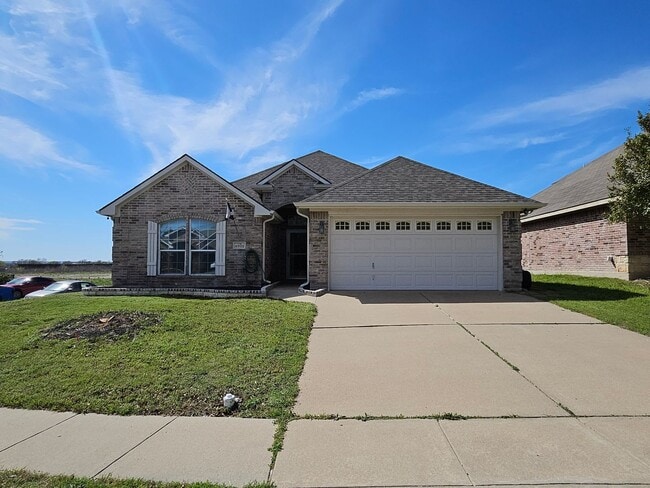Building Photo - Newly Renovated Single Family Home | 3 BR/2BA | with Radiant barrier insulation!