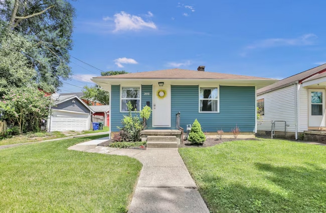 Charming 2-Bedroom Main-Floor Home with Fenced Yard & Garage