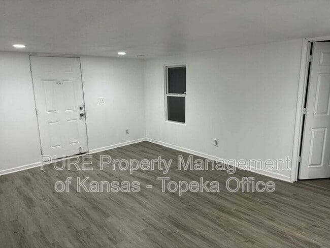 Photo - 9419 East 14th St S