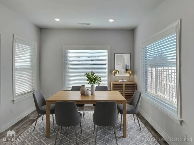 Photo - 1021 Pebble Pass