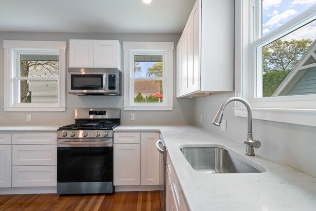Photo - 65 Shawmut St