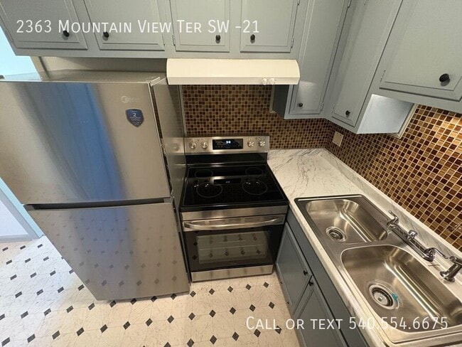 Photo - 2363 Mountain View Terrace SW