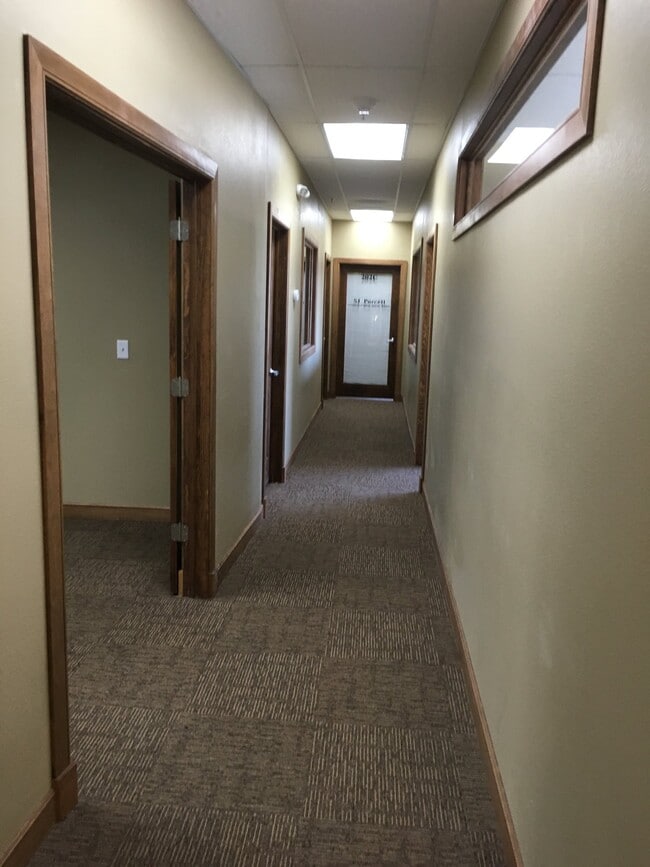 Photo - 4681 W 20th St