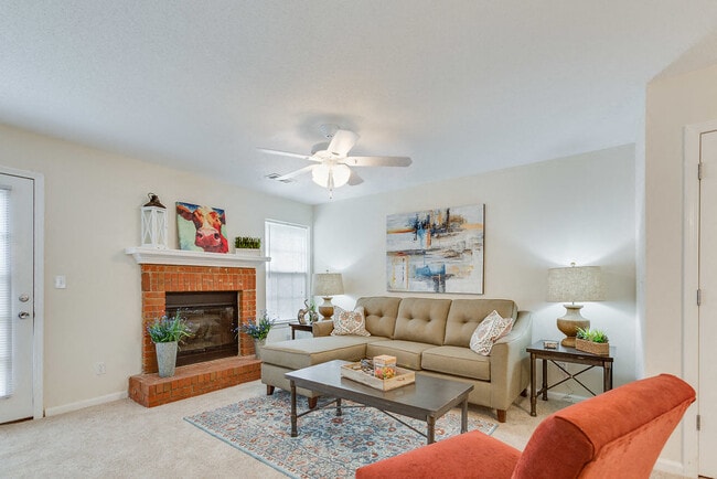 Building Photo - Northbrook Rental