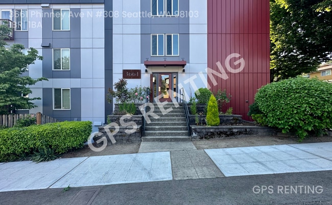 Building Photo - 3661 Phinney Ave N