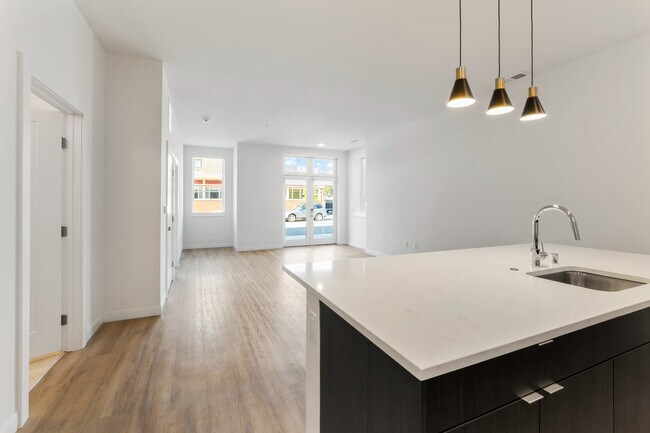 Photo - 5945 6th Ave Unit 116