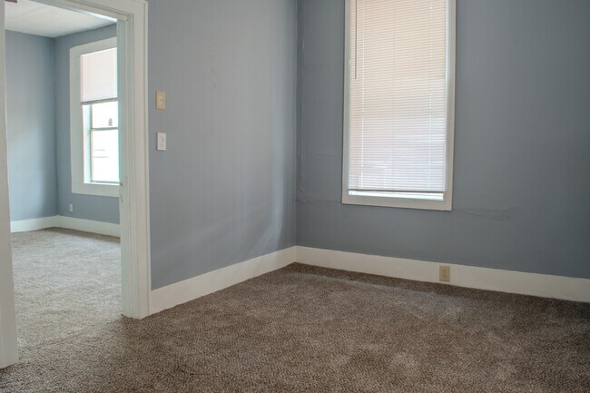 Photo - 621 Merrick St