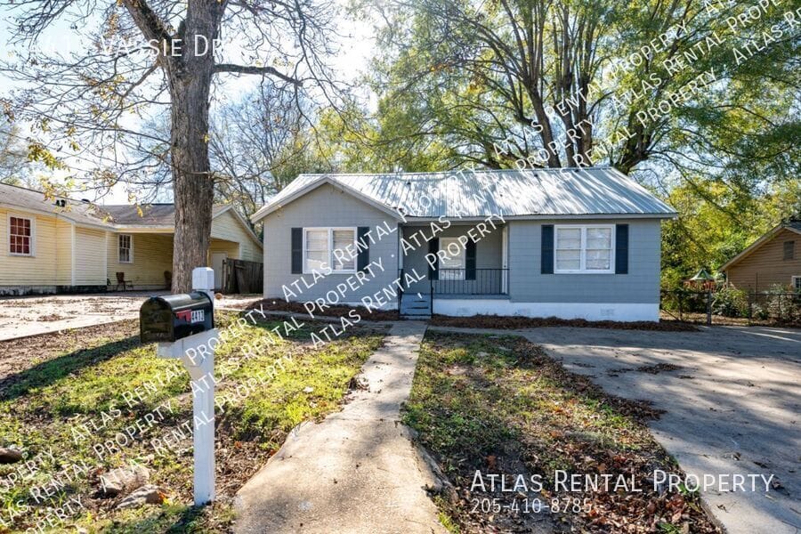 Photo - 4413 Vassie Dr-