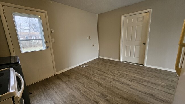 Photo - 7812 Souter Dr