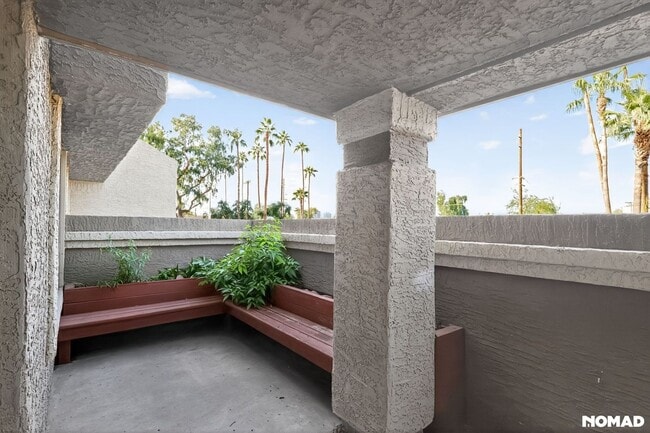 Photo - 1905 E University Dr