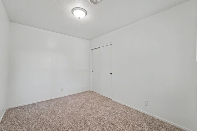 Photo - 0385 Unit 1231