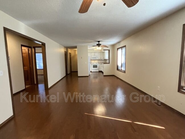 Photo - 9 Old Orchard Ln