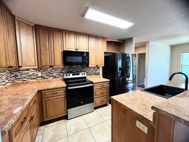 Photo - Fenced home close to FLW!