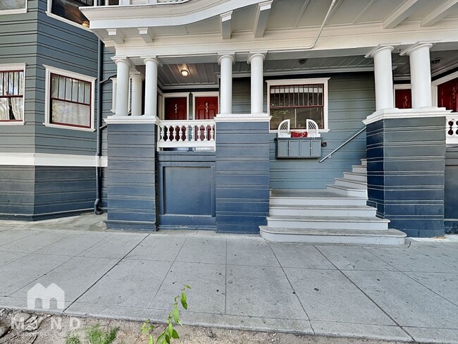 Photo - 827 14th St
