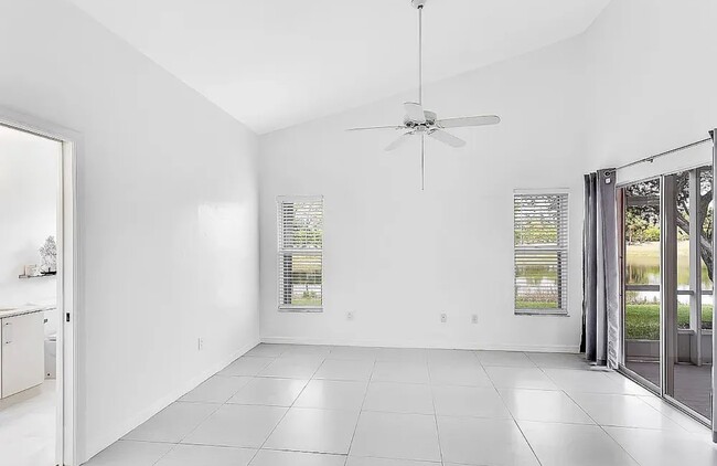 Photo - 13625 Admiral Ct