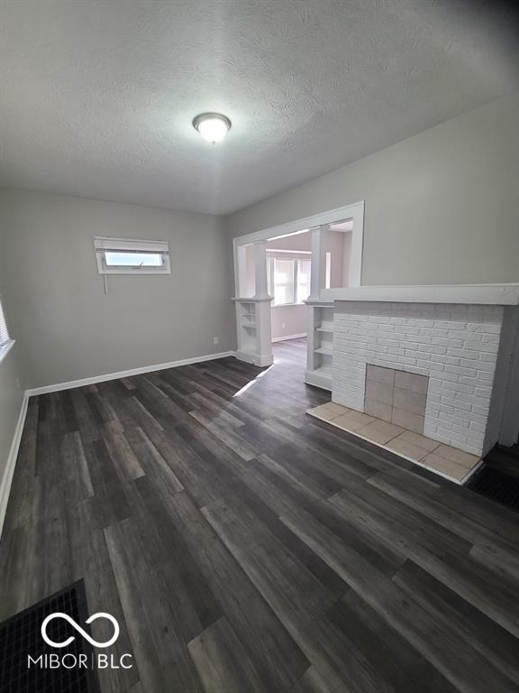 321 W 40th St