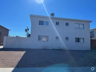Building Photo - 2908 E Poplar Ave Rental