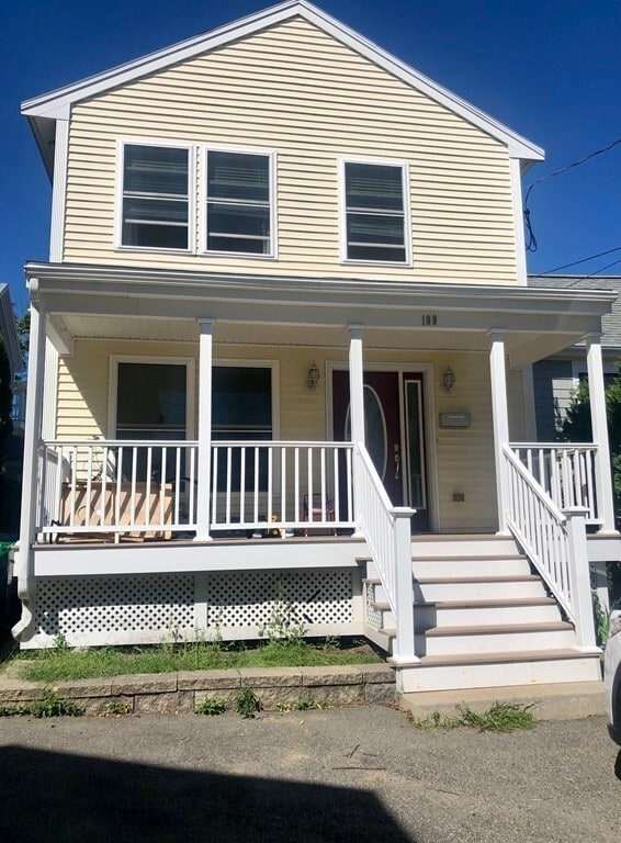 Photo - 109 Pearl St House
