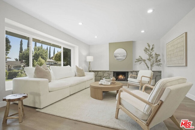 Photo - 19009 Celtic St