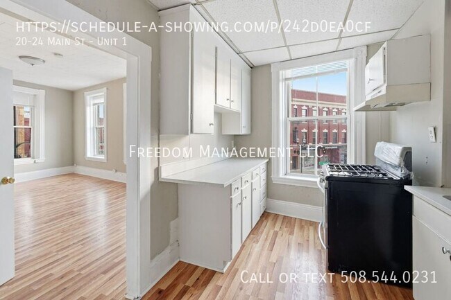 Photo - Your Hudson Home Awaits – 2 Bedrooms, Free Application, Pet Friendly Unit 1