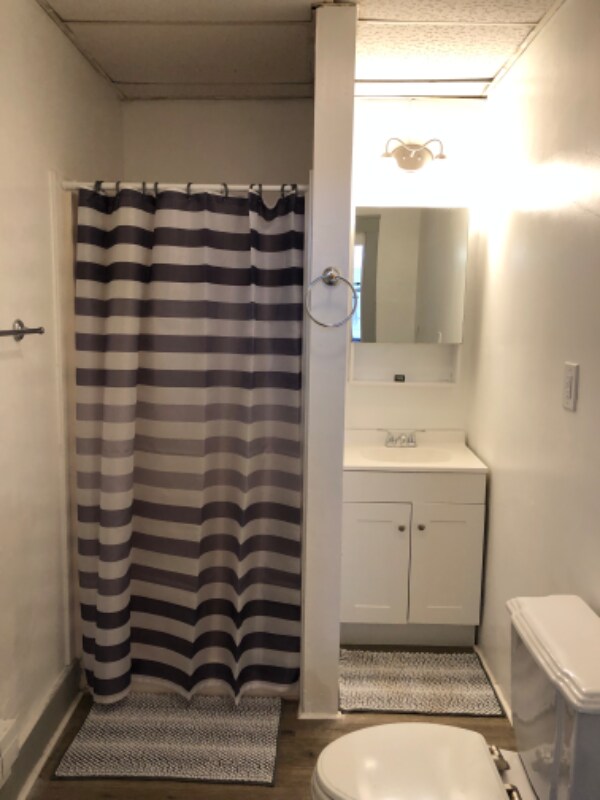 Photo - 80 N Main St Unidad 5