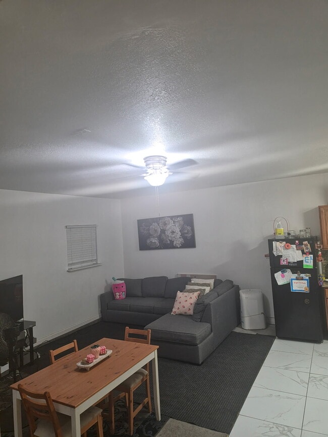 Photo - 141 Harriet Ave