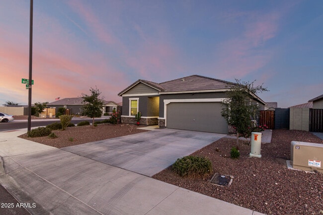 Photo - 19531 W Palo Verde Dr