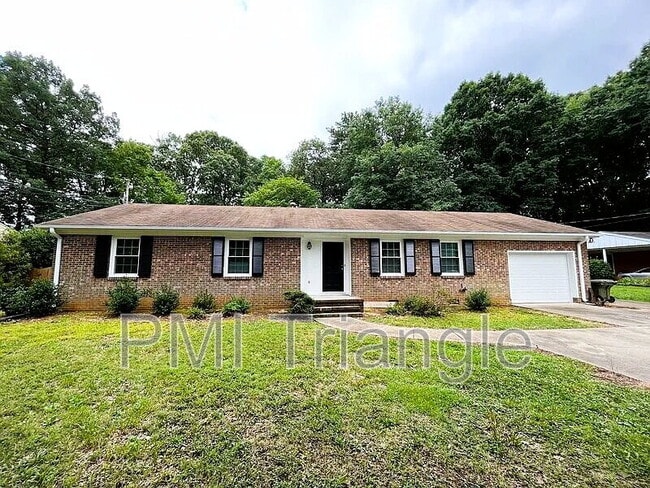 Photo - 3609 Lynn Rd