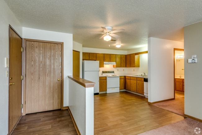 Summerfield Place Apartments