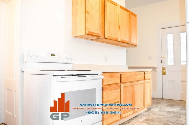 Photo - 64 N Pleasant St Unit 3