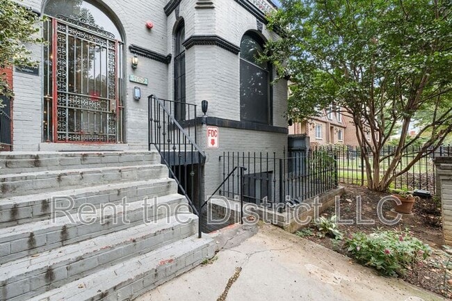 Photo - 1109 M St NW Unit #1