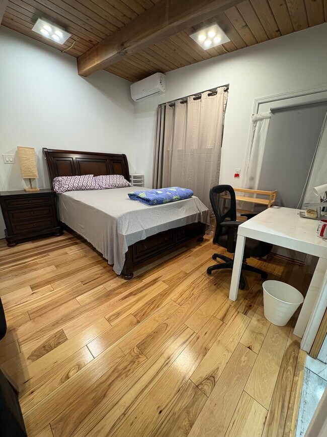 Photo - 3926 Park Blvd Unit 3926A