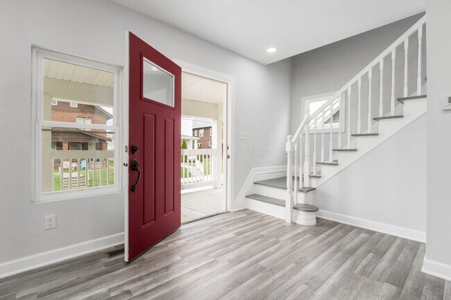 Photo - 905 Carpenter St