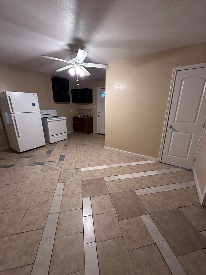 Photo - 5530 Gatewood St