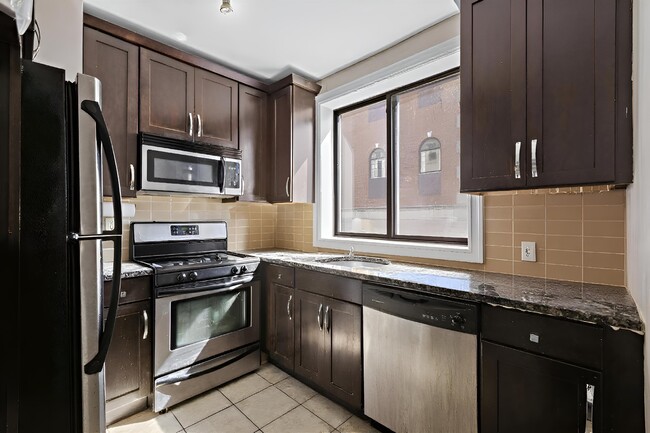 Photo - 151 Sip Ave Unidad 17