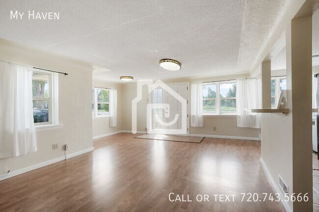 Photo - 6285 E Mississippi Ave