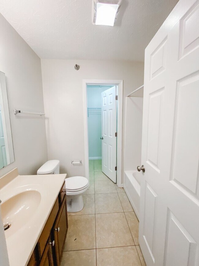 Photo - 440 S Chauncey Ave Unit 3 Bedroom Discounted Pricing