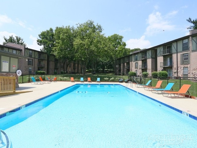 Photo - Dominion House