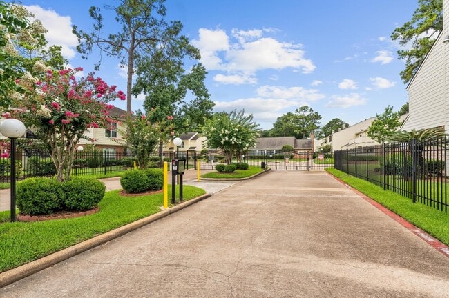 Photo - 14515 Wunderlich Dr Unit 315