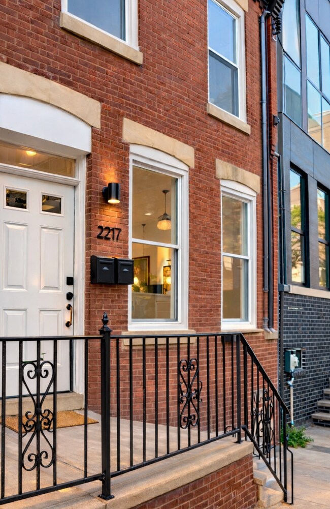 Photo - 2217 Reed St Unidad B