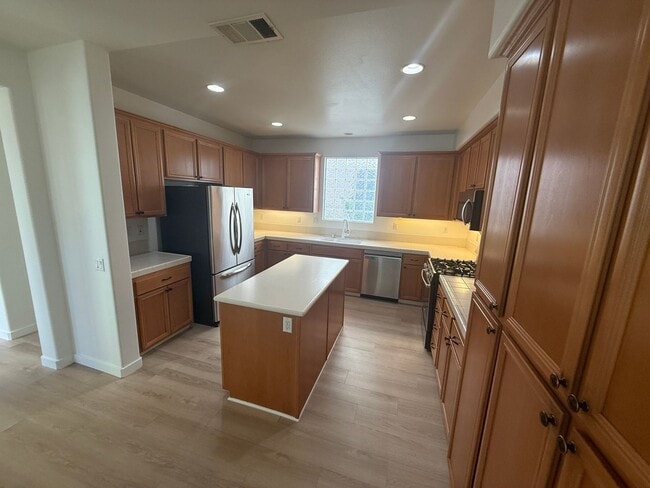 Photo - Andorra Community 3 Bedroom Rental Home in Valencia!