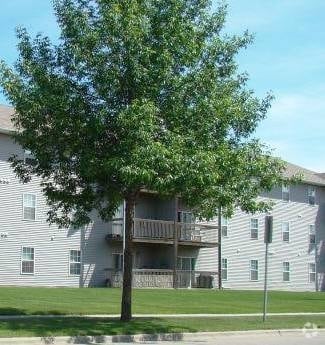 Building Photo - Primrose Court Rental