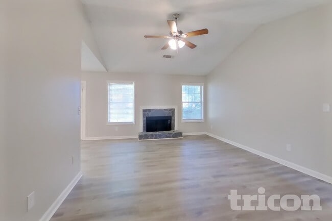 Photo - 118 Taylor Knoll Way