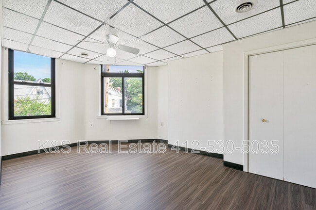 Photo - 751 Chartiers Ave