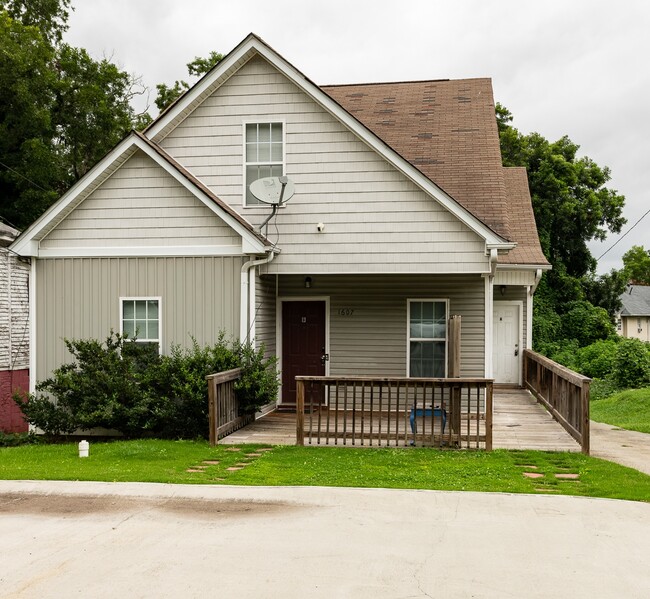 Building Photo - 1607 Ralph David Abernathy Blvd SW Rental