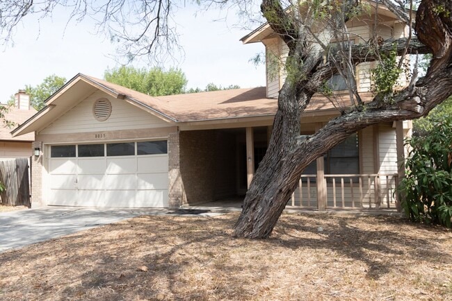 Photo - GREAT 2-STORY FLOOR PLAN W/COUNTRY STYLE F...