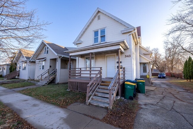 Photo - 343 N Main St Unit 343 1/2 N Main St